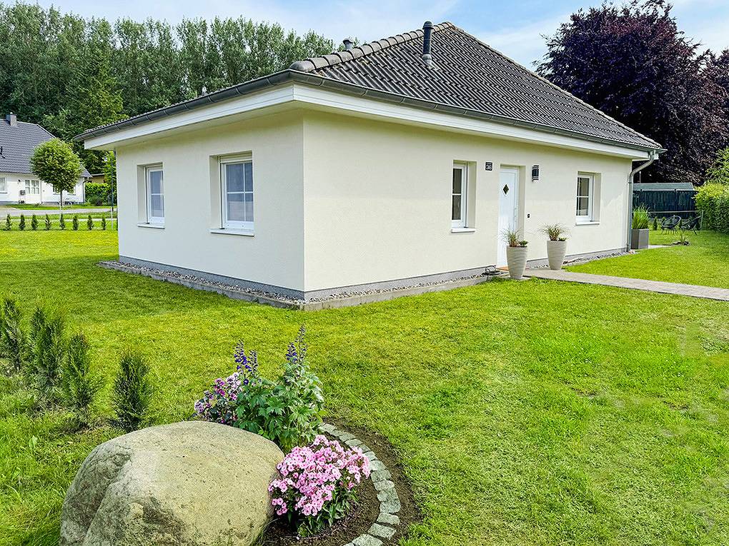 D 120.056 - Ferienhaus Strandzeit in Glowe, Rügen