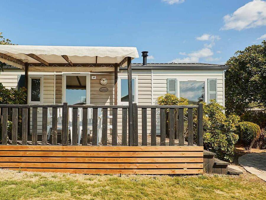 Camping Alannia Costa Dorada - Mobilhome 6 personas - Mobil home | Confort | 3 Dormitorios | 6 Pers | Terraza elevada | Aire acondicionado | Tv in Platja de l'Almadrava, Vandellós y Hospitalet del Infante