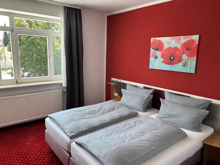 Hotel für 2 Personen in Holzkirchen - 3