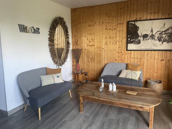 Hôtel pour 4 personnes, avec Piscine à La Balme-de-Sillingy