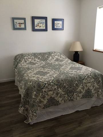 Log Cabin for 4 People in Homer, Alaska, Photo 1