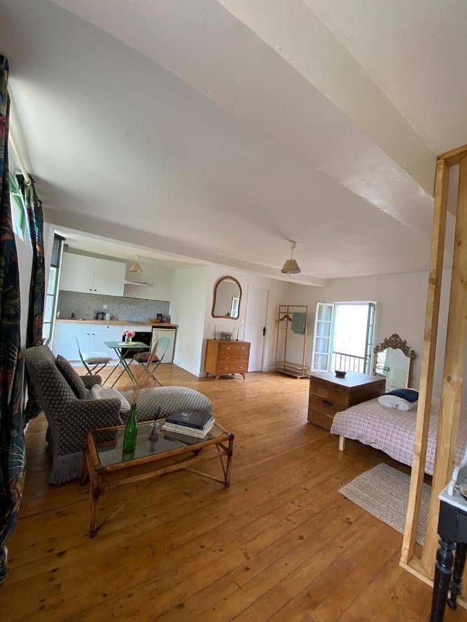 Appartement entier, Joli Studio Dépendance Lectoure Intra-muros in Lectoure, Gers