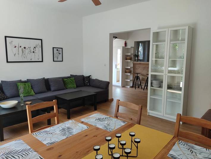 Casa de vacaciones para 10 personas, con vistas y jardín - 1