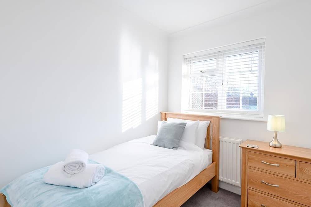 4 Bed in Brockenhurst in Brockenhurst, Hampshire