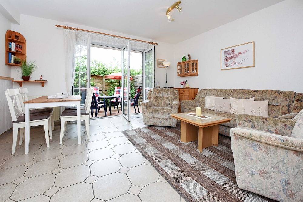 Ganze Wohnung, Ferienwohnung Taddigsmöwe - Ferienwohnungen Haus Taddigshus in Bensersiel, Esens