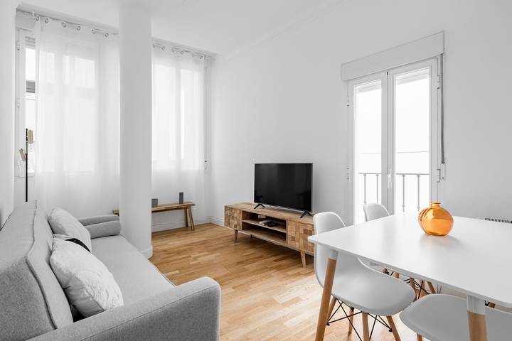 Apartamento para 4 personas, con balcón en Malasaña