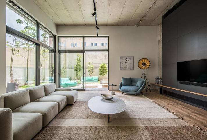 Hotel para 3 personas, con piscina además de jardín y vistas - 1