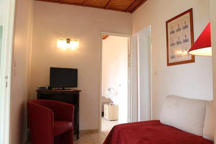 Location de vacances pour 5 personnes, avec jardin, animaux acceptés à Breuillet - 2