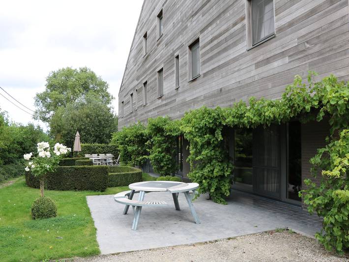 Maison de vacances pour 24 personnes, avec jardin et terrasse, adapté aux familles à Alveringem