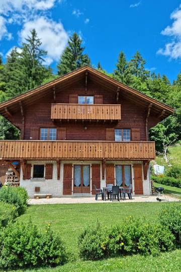 Gîte pour 4 personnes, avec jardin à Bois-d'Amont