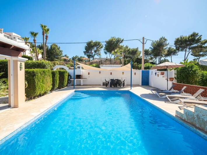 Chalet para 6 personas, con Terraza además de Jardín y Piscina en Ibiza - 2