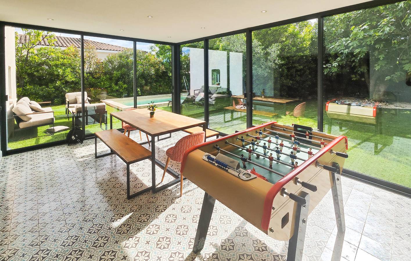 Acogedor apartamento de 200 m² con piscina, garaje y wifi, a 1 km del centro de Popian in Saint-Bauzille-de-la-Sylve, Región de Lodève