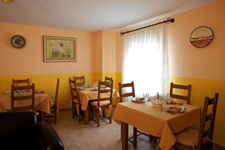 Casa rural para 10 personas, con vistas y balcón en La Bureba - 3