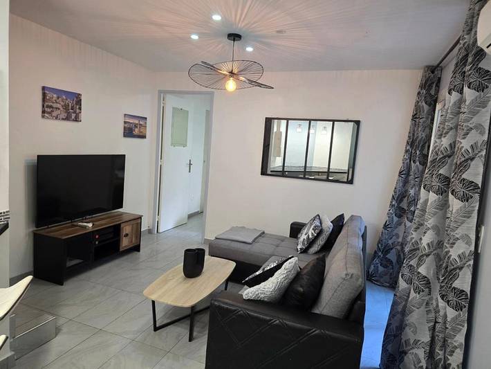 Gîte pour 4 personnes, avec balcon dans Palais des Congres Parc Chanot - 2