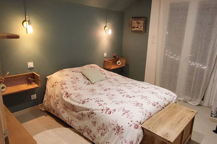Charming new 90m² chalet in the heart of the village, with 3 bedrooms and 2 bathrooms in Saint-Jean-Saint-Nicolas, Nationalpark Écrins