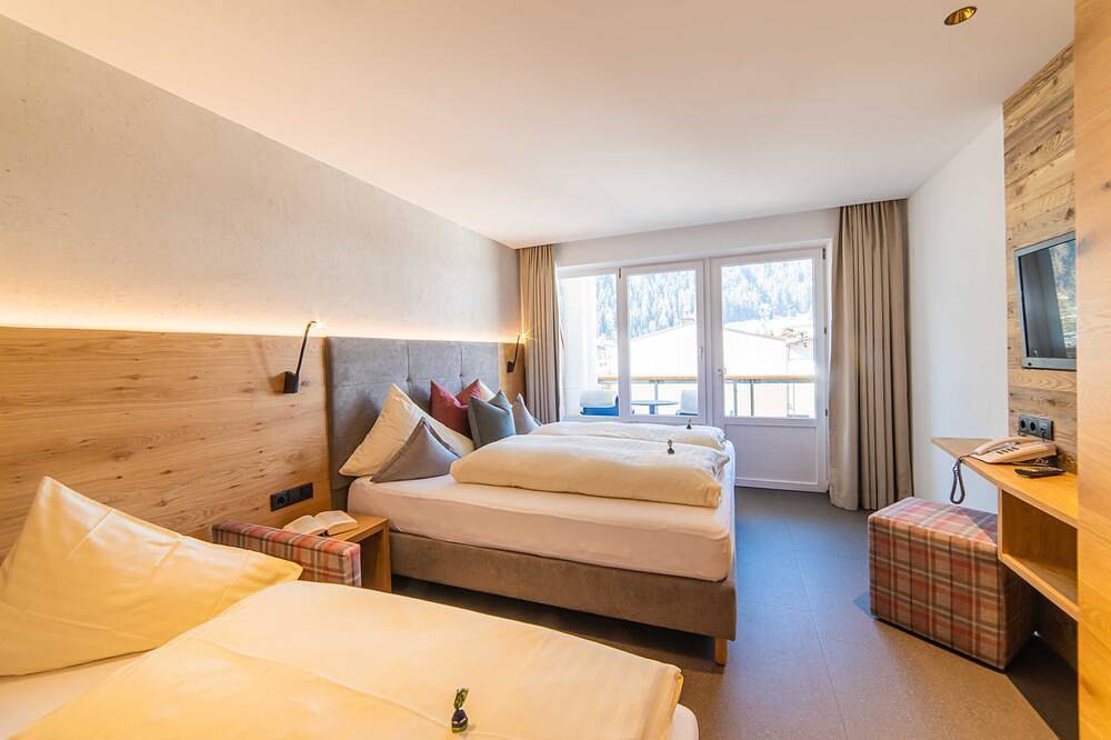 Bergweide L - Aparthotel Hochland Gmbh in Nauderer Berge, Nauders