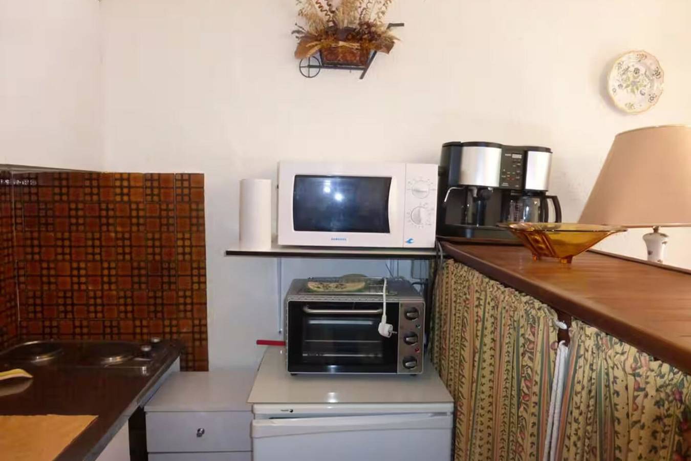 Ganze Wohnung, Ski-in/ski-out studio with balcony in Le Sauze, Enchastrayes