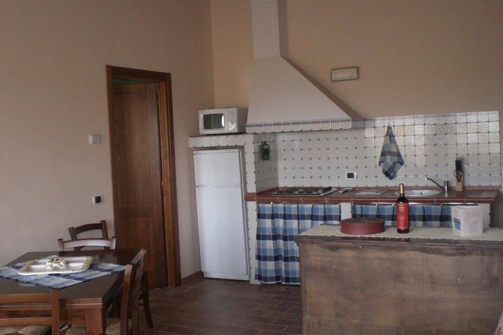 Ferme-Piscine. Appartement 5 + 2 pers. 2 Chambres 2 Salles De Bains in San Miniato, Province de Pise