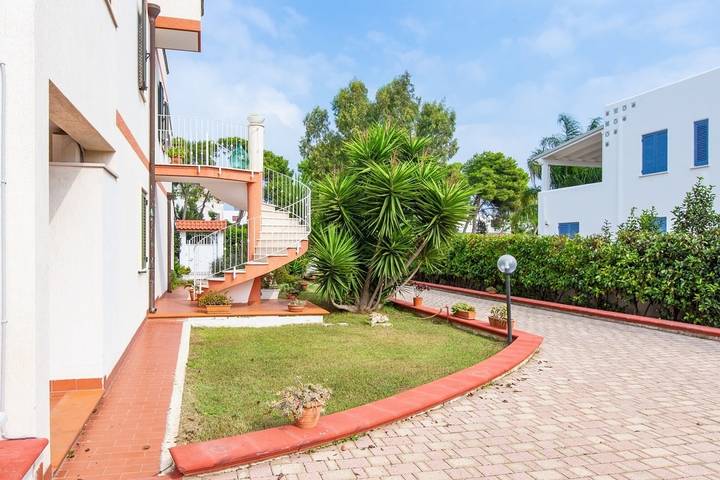 Location de vacances pour 5 personnes, avec terrasse dans Specchiolla - 3