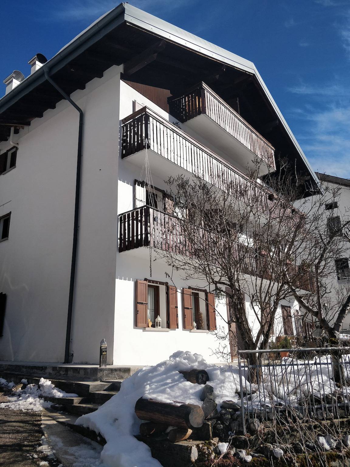 Ganze Wohnung, Ferienwohnung 'La Casa Dei Cervi - Mansarda' mit Bergblick, Balkon und Wi-Fi in Vodo di Cadore, Östliche Dolomiten