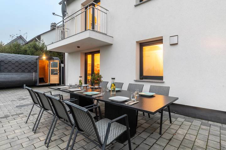 Ferienhaus für 8 Personen, mit Sauna und Garten sowie Whirlpool, mit Haustier im Sauerland