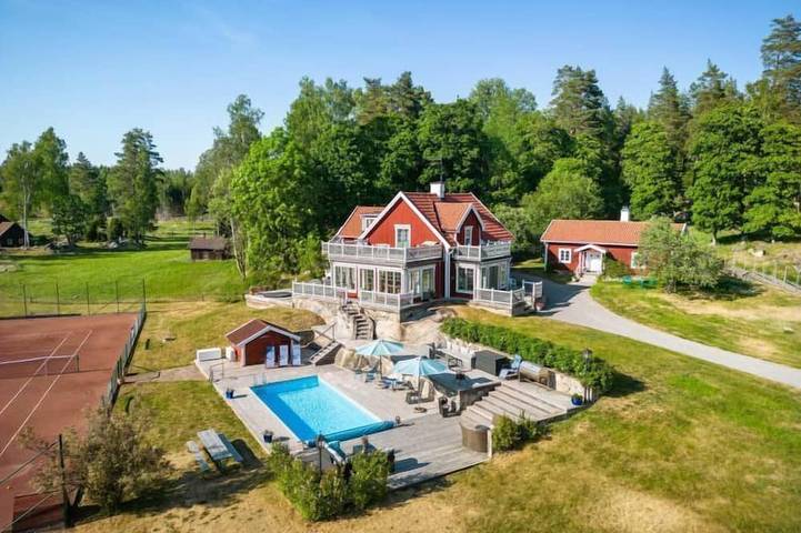 Ferienhaus für 15 Personen, mit Garten und Pool sowie Sauna - 1
