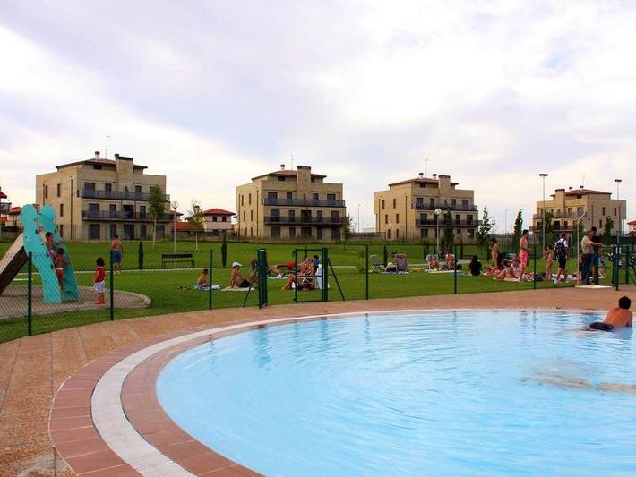 Ganze Wohnung, Modernes Apartment in Nähe der Cirueña-Weinberge in Cirueña, La Rioja Provinz