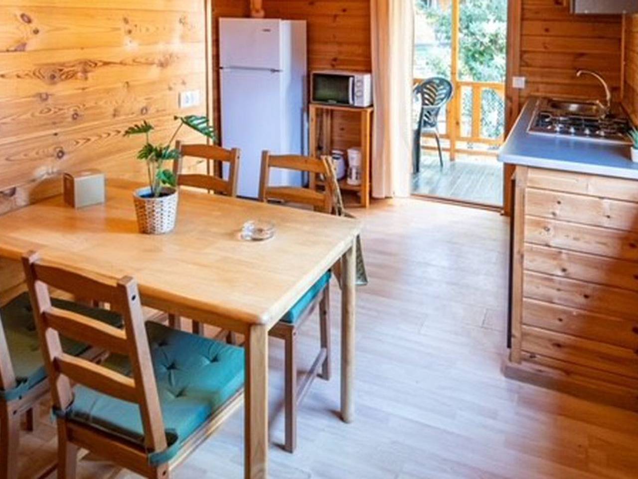 Chalet con terraza - 3 pers. in Platja dels Pilans (Mont-roig del Camp), Montroig