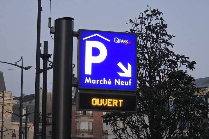 Appartement entier, Studio Saint-Germain-en-Laye -Rer A- Proche Paris in Saint-Germain-en-Laye, Yvelines
