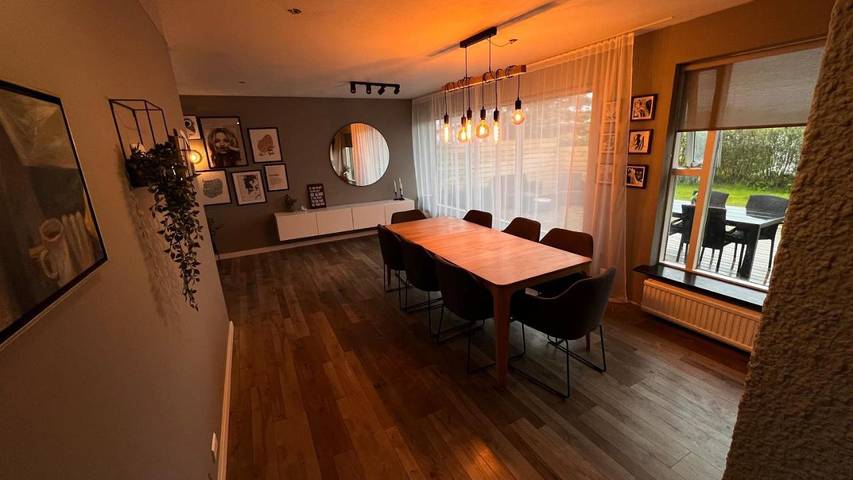 Apartamento para 7 personas, con vistas y jardín en Islandia