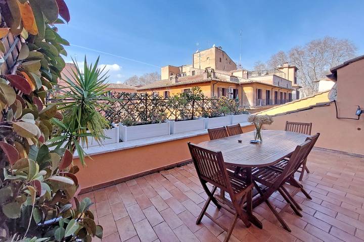 Ferienwohnung für 6 Personen, mit Terrasse und Ausblick in Rom - 2