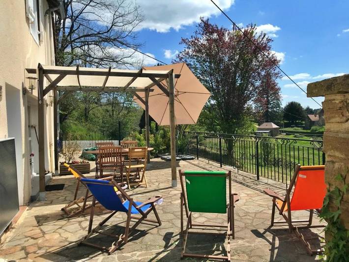 Location de vacances pour 5 personnes, avec balcon et jardin à Ségur-le-Château - 2