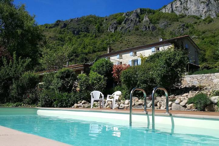 Agriturismo pour 6 personnes, avec jardin et terrasse à Soula