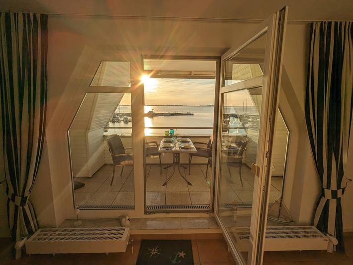 Ferienwohnung für 4 Personen, mit Balkon in Wiek - 2