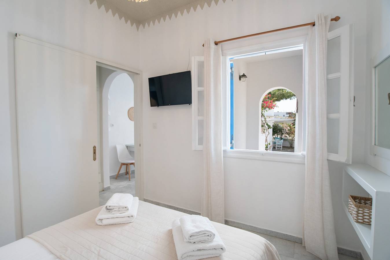 Cały apartament, Apartment 'Maroulis Studios - Studio 4' with Private Garden, Wi-Fi and Air Conditioning in Cyklady