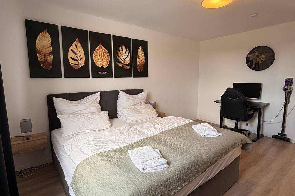 Ganze Wohnung, Modern Apartment Balcony 2Br Central up to 4 Guests Fast Wifi in Kaiserslautern, Saar-Nahe-Bergland