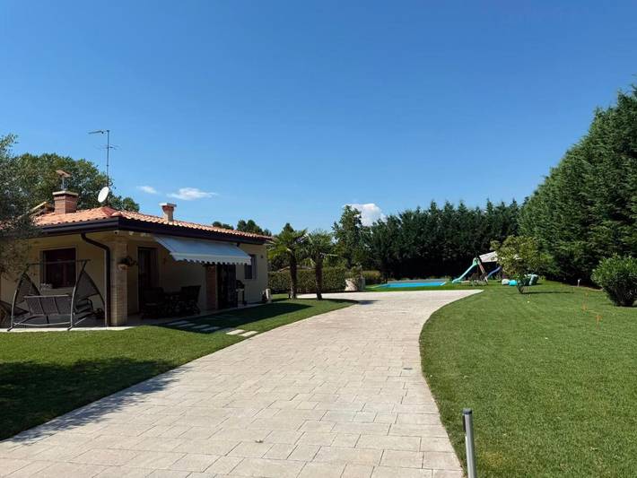 Villa for 8 people in Venice