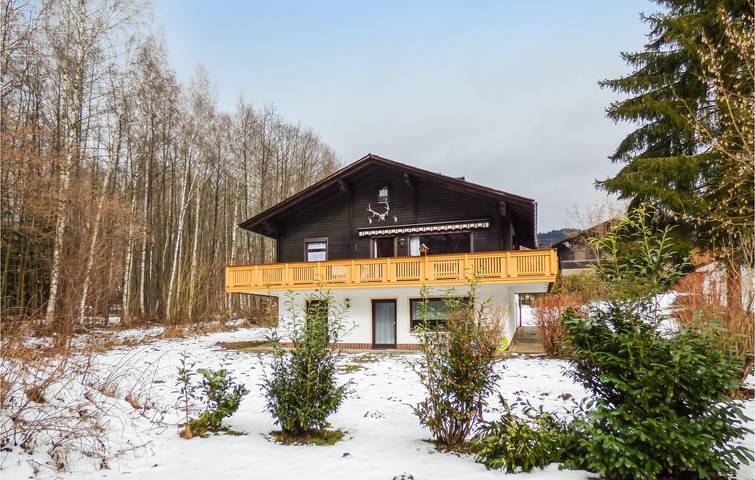 Ferienwohnung für 5 Personen, mit Terrasse und Garten, kinderfreundlich in Arrach - 2
