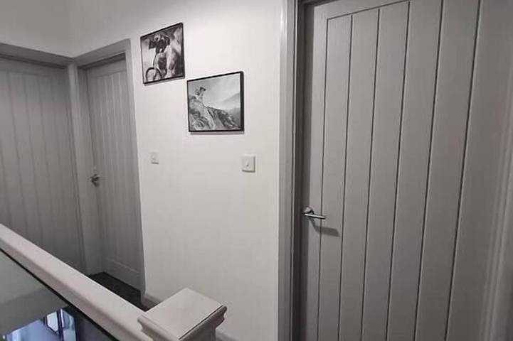 Location de vacances pour 8 personnes, avec terrasse à Merthyr Tydfil