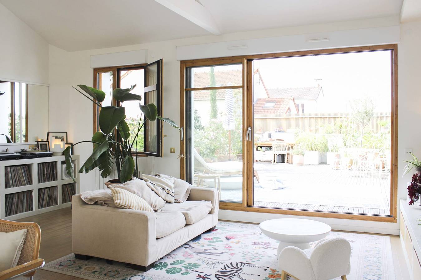 Entire apartment, Designer apartment with large terrace in Montreuil, Seine-Saint-Denis
