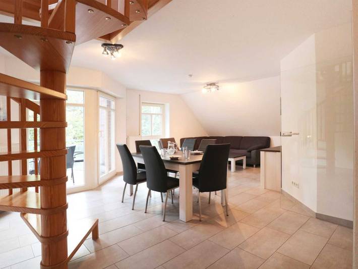 Ferienwohnung für 6 Personen, mit Balkon und Garten, kinderfreundlich in Boltenhagen