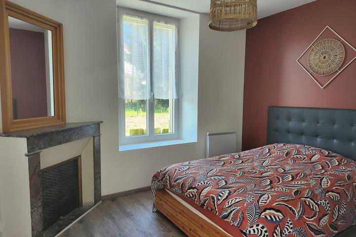 Ganze Wohnung, Gemütliche Auszeit: Private Sauna, Garten und Parkplatz in Fleury-les-Aubrais, Orléans und Umgebung