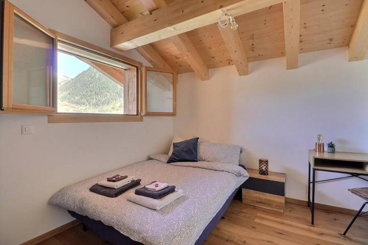 Chambre d’hôte pour 2 personnes, avec vue ainsi que terrasse et jardin dans Entremont - 3