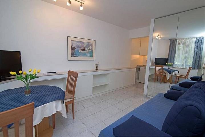 Villa pour 4 personnes, avec jardin, animaux acceptés à Mali Losinj