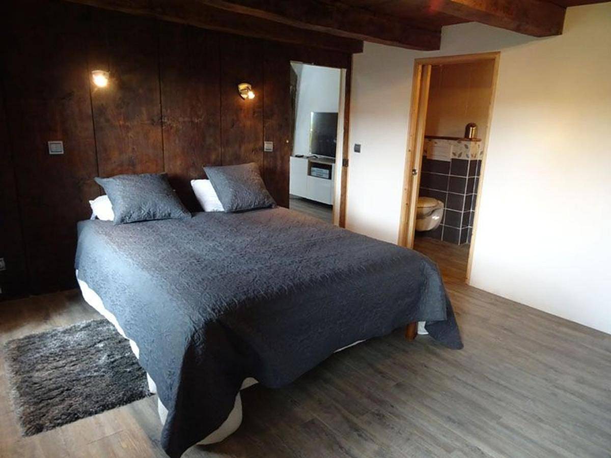 Holiday Home in Castelnau-de-Mandailles, Parc naturel régional de l'Aubrac