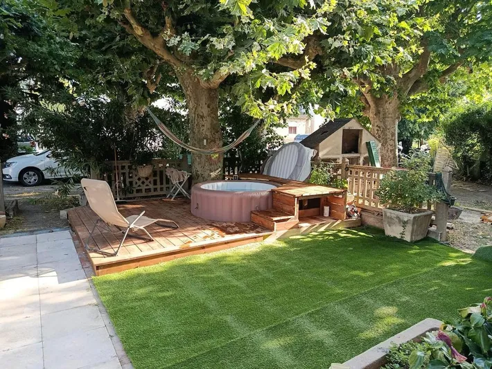 Chalet para 10 personas, con jacuzzi y jardín, Se admiten mascotas - 1