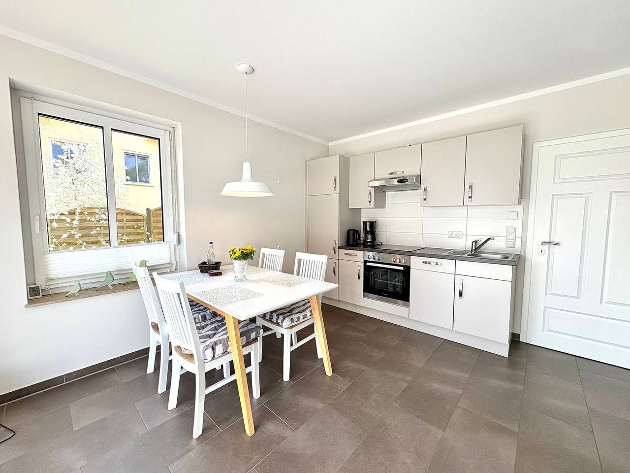 Apartamento entero, Haus Kogge: Komfortables Ferienhaus mit Garten und Terrasse in Korswandt in Gothensee, Korswandt