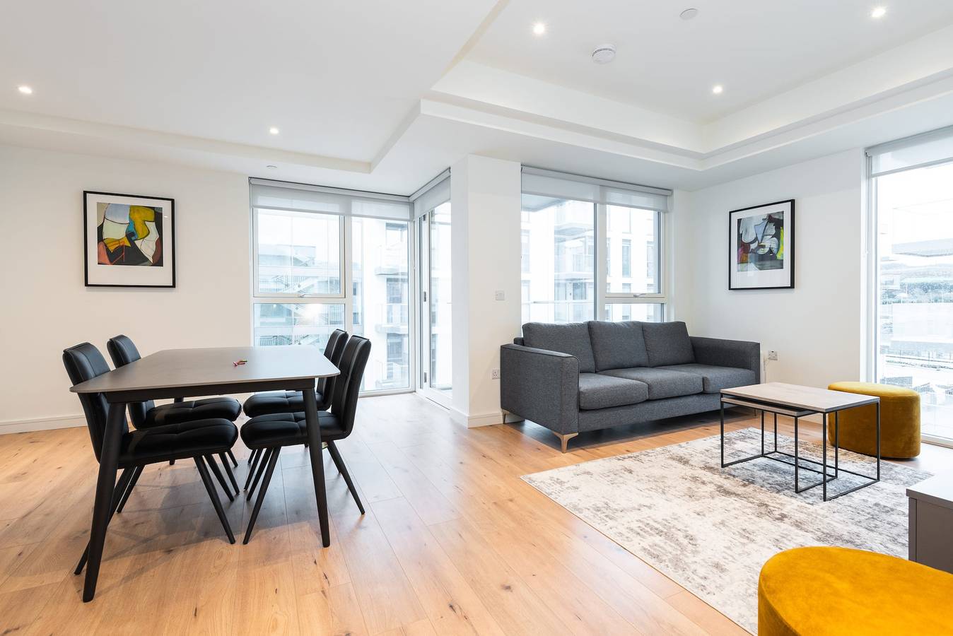 Ganze Wohnung, Ferienwohnung für 4 Personen mit Balkon/Terrasse in Dún Laoghaire-Rathdown, County Dublin