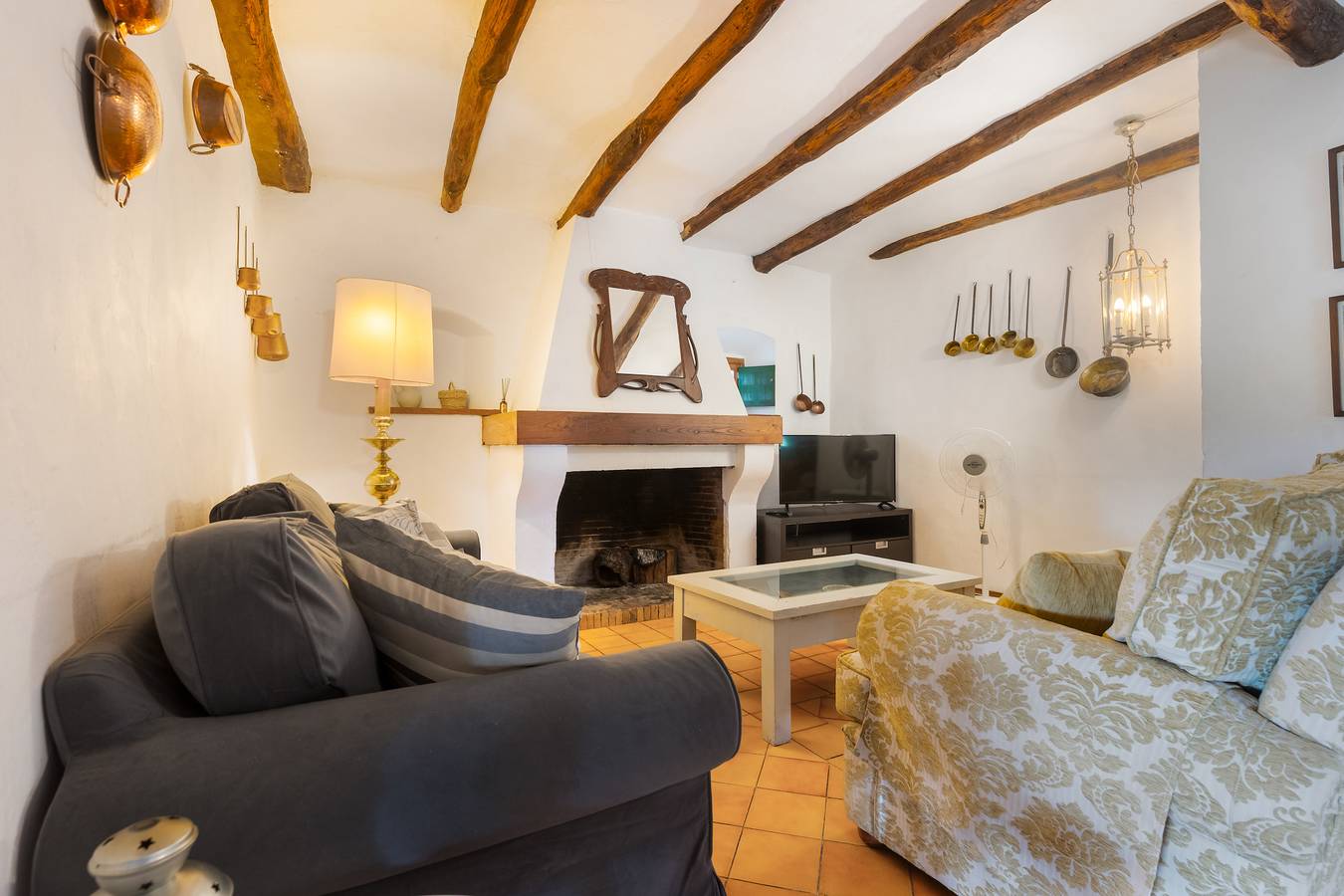 Casa rural 'Collado' con vistas a la montaña, Wi-Fi y aire acondicionado in Alájar, Sierra de Aracena y Picos de Aroche