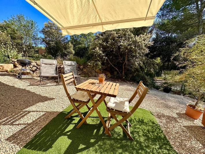 Gîte pour 3 personnes, avec vue et jardin à Peyrolles-en-Provence - 4